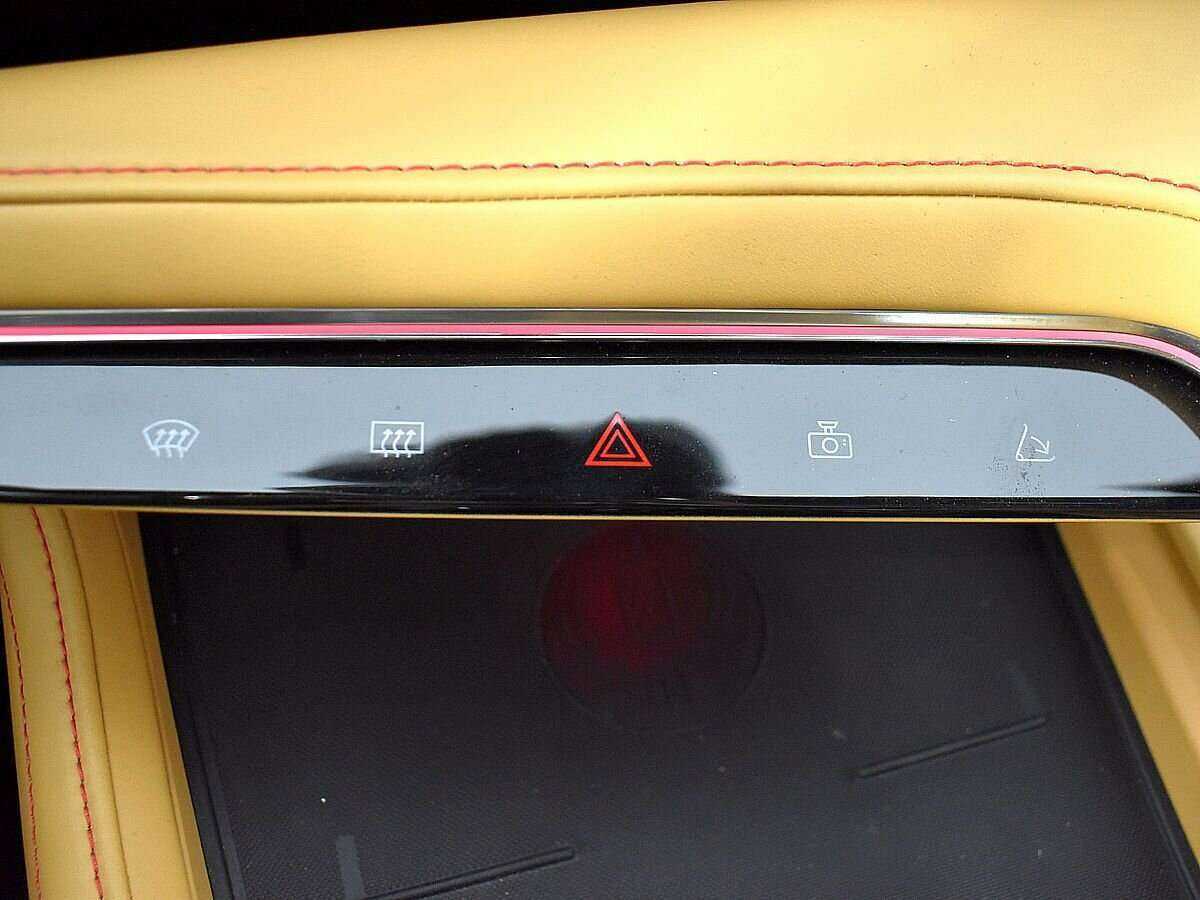 Zeekr 001 100 kWh, 2022 Фото №20