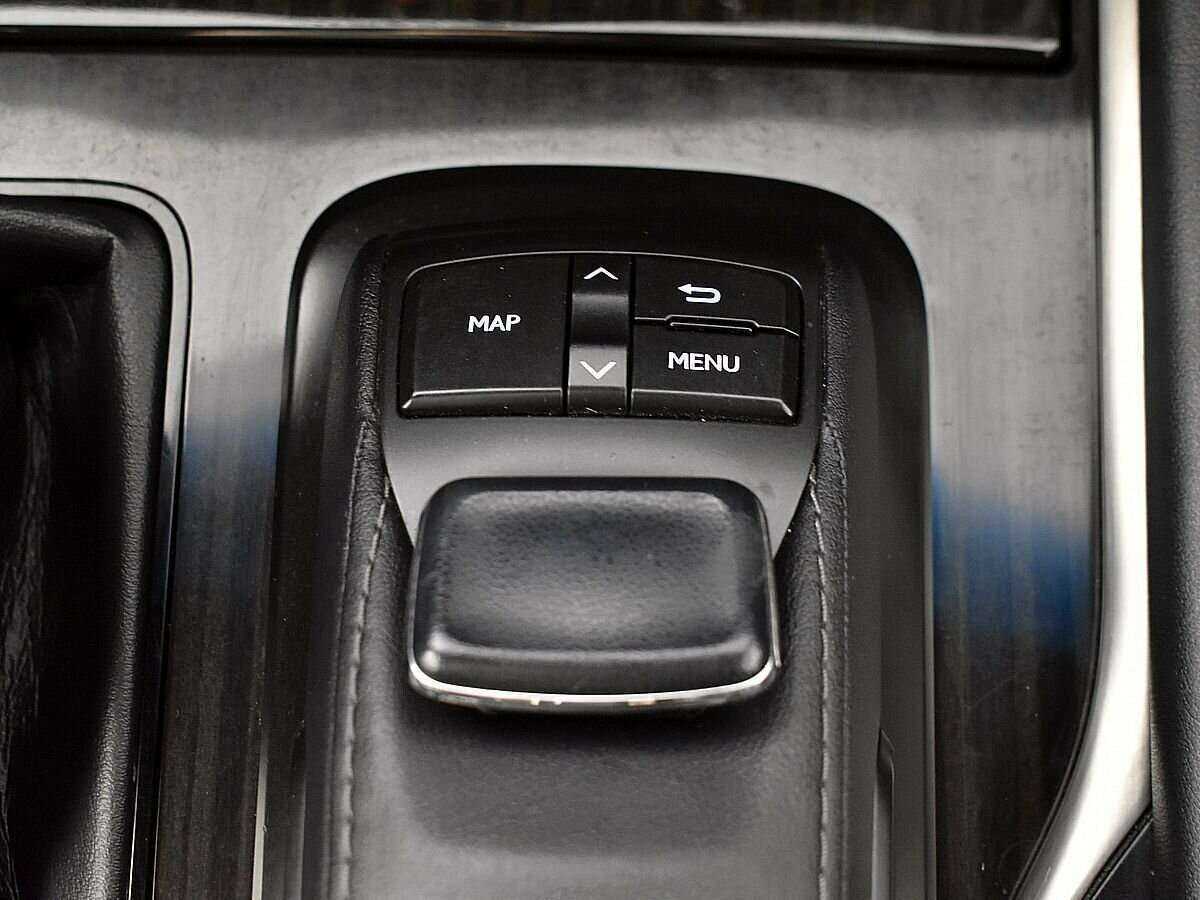 Lexus LX 570, 2016 Фото №20