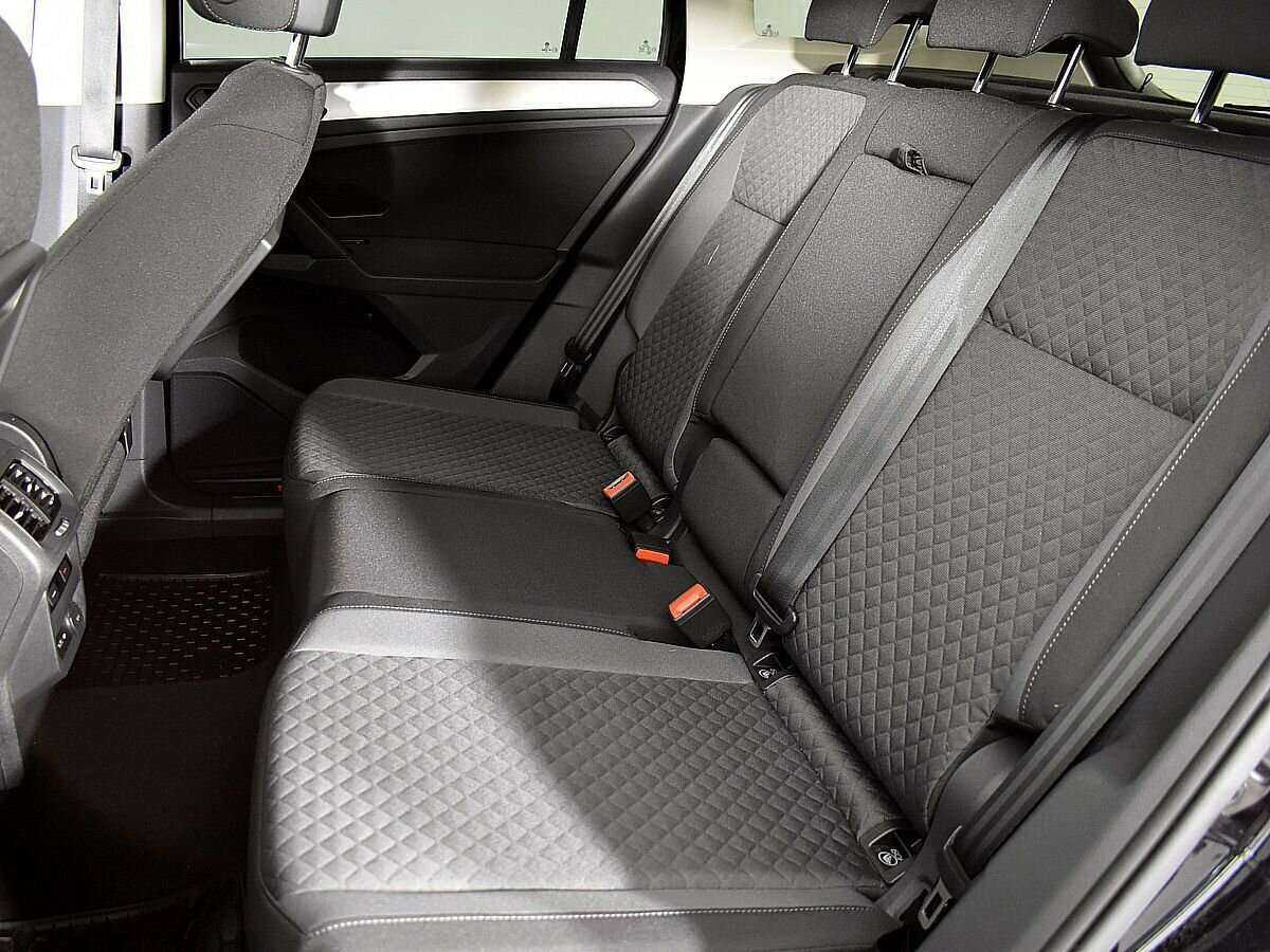 Volkswagen Tiguan, 2020 - 15 931 км. | Фото №7