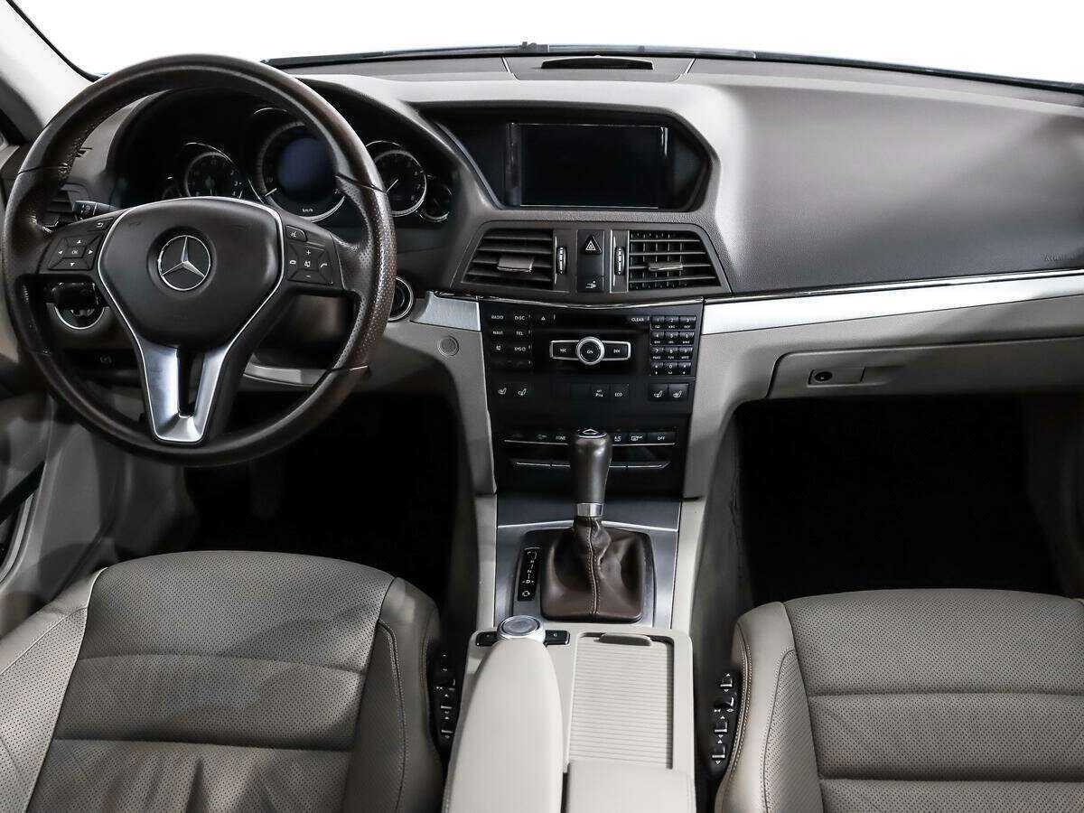 Mercedes-Benz E-Класс 250 7G-Tronic, 2012 Фото №14