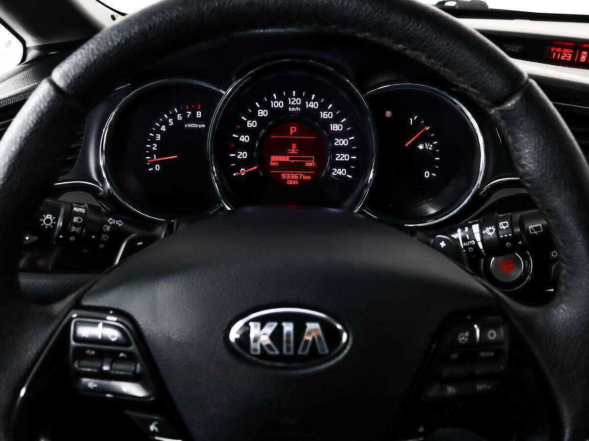 Kia Ceed, 2018 Фото №12