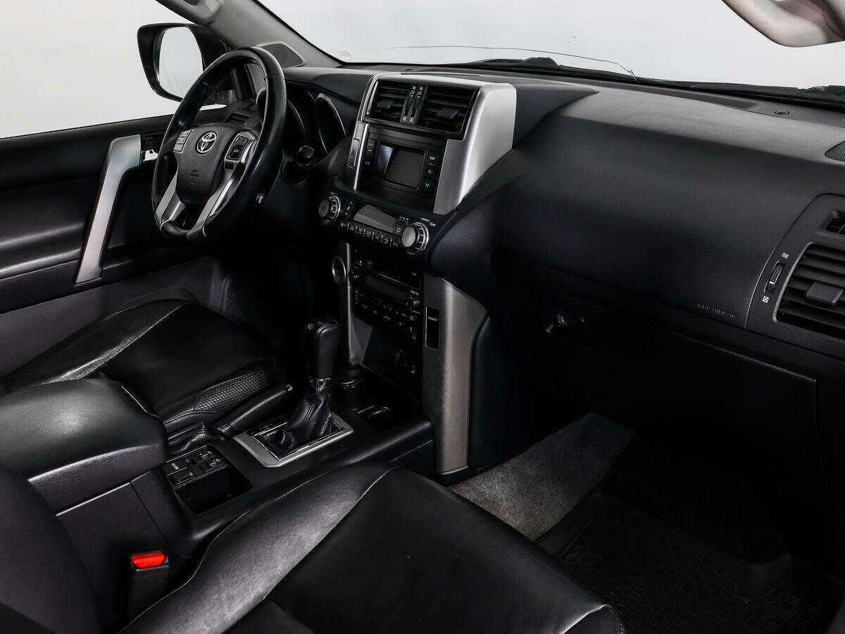 Toyota Land Cruiser Prado, 2011 Фото №14