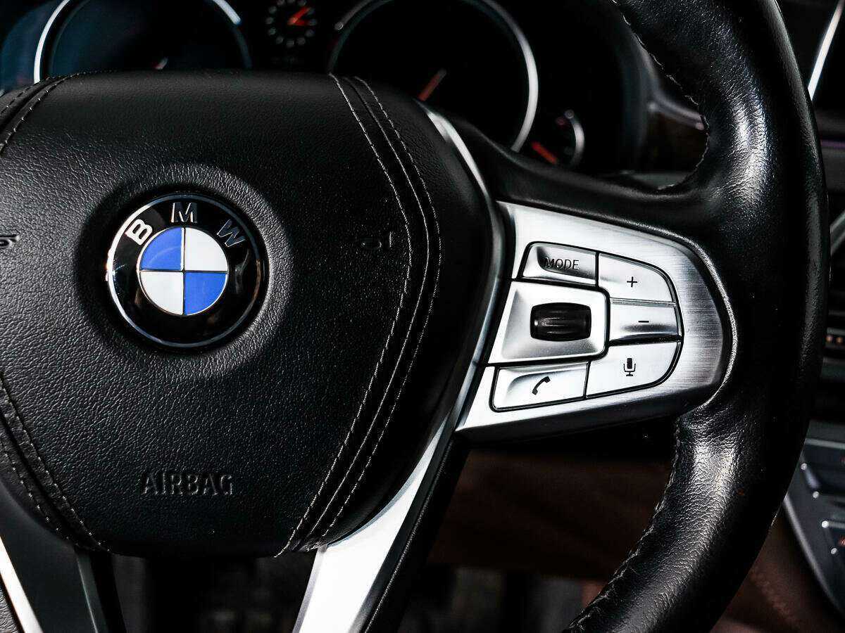 BMW 7 серии 730d xDrive, 2016 Фото №13