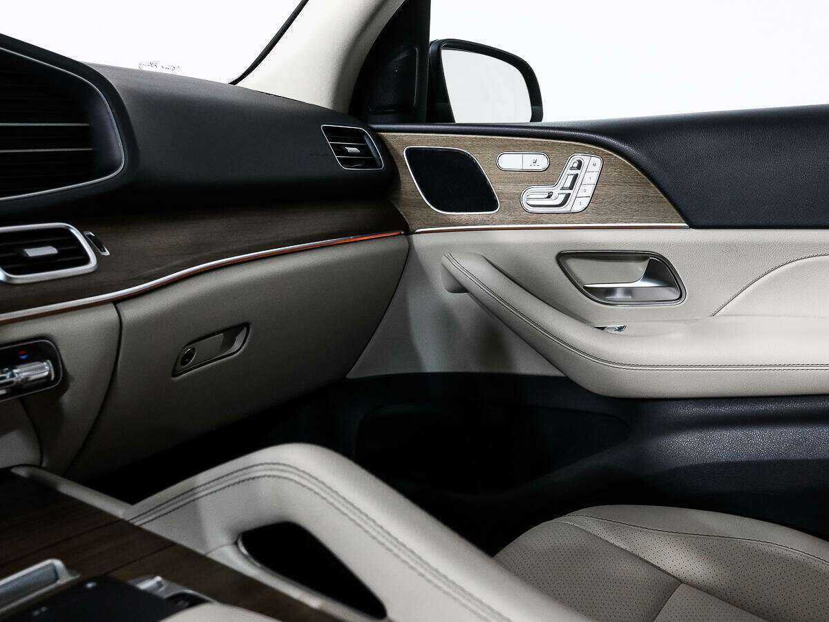 Mercedes-Benz GLE 300 d, 2019 Фото №15