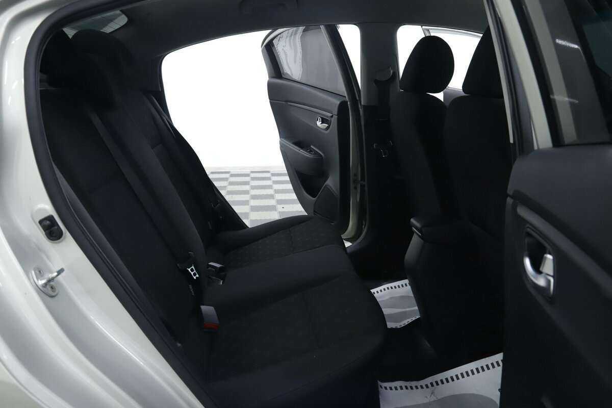 Kia Rio, 2019 Фото №18