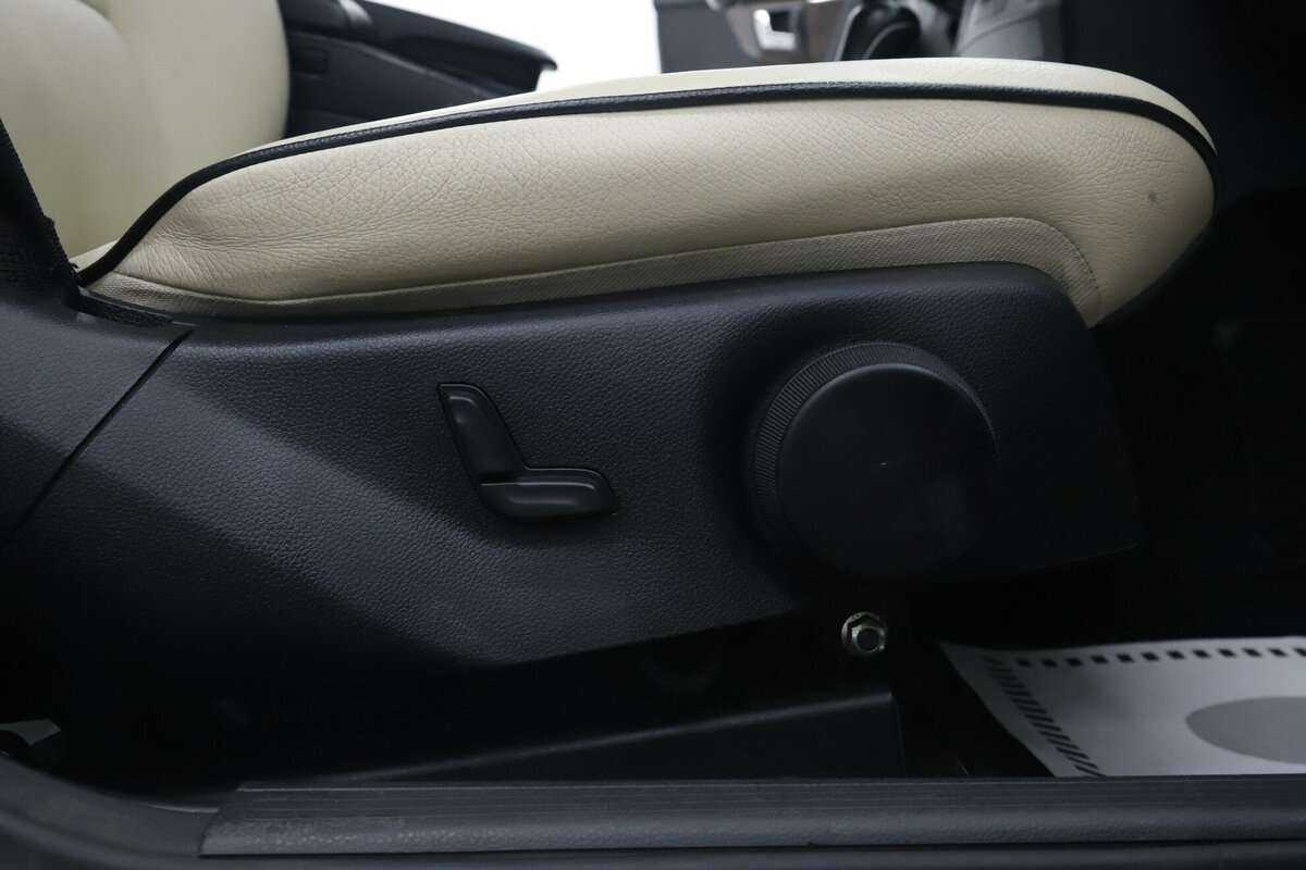 Mercedes-Benz GLK-Класс 350, 2011 Фото №18