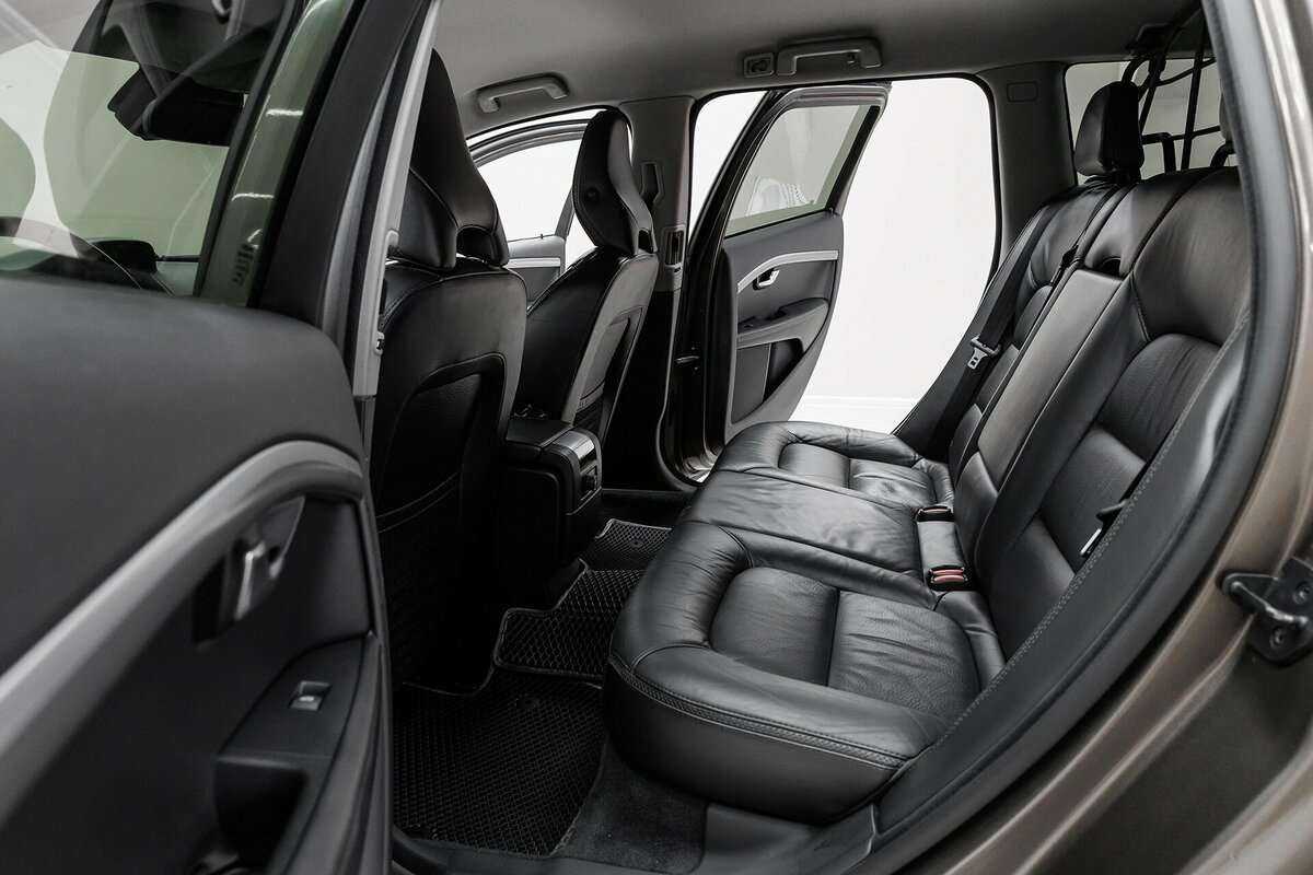 Volvo XC70, 2011 Фото №16