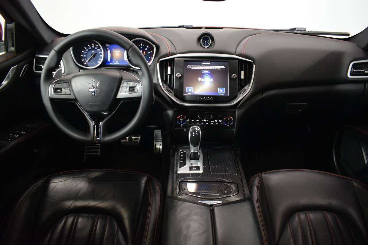 Maserati Ghibli S Q4, 2015 - 155 000 км. | Фото №7