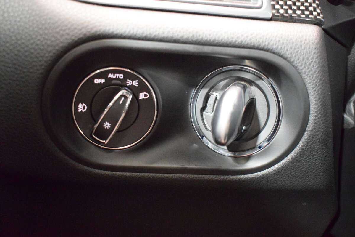 Porsche Macan Turbo, 2015 Фото №18