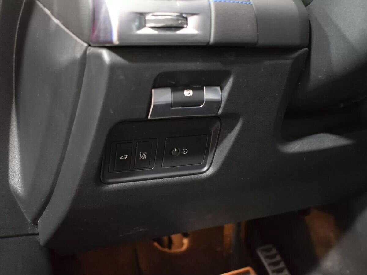 Jaguar E-Pace, 2020 Фото №11