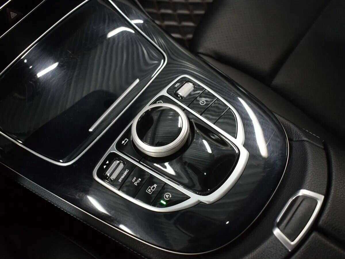 Mercedes-Benz E-Класс 200, 2019 Фото №21