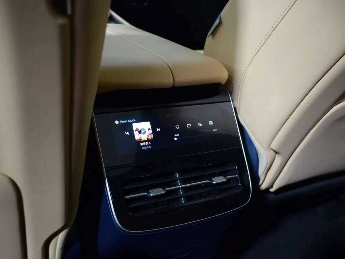 Voyah Free, 2023 Фото №17