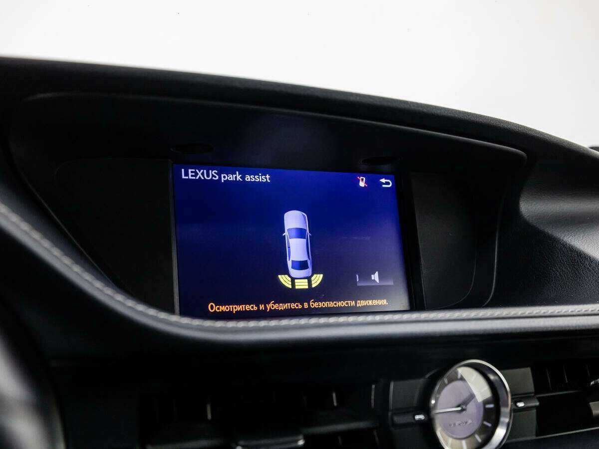 Lexus ES 200, 2018 Фото №20