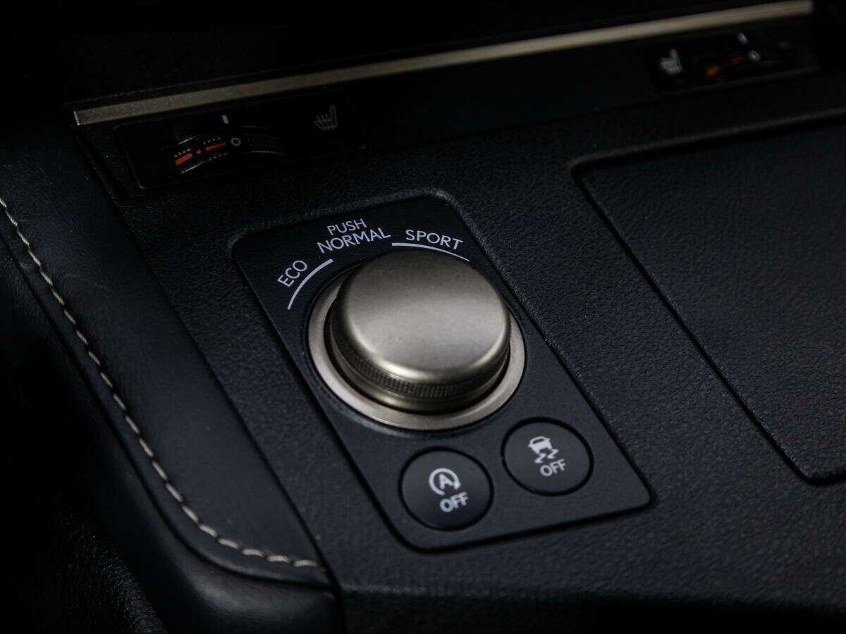 Lexus ES 200, 2018 Фото №23