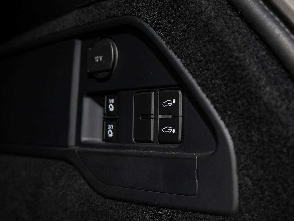 Volkswagen Touareg, 2018 Фото №18