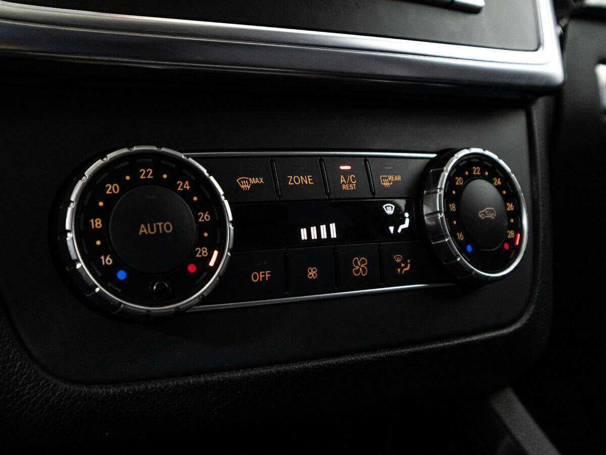 Mercedes-Benz GL-Класс 350 CDI BlueTEC, 2014 Фото №20