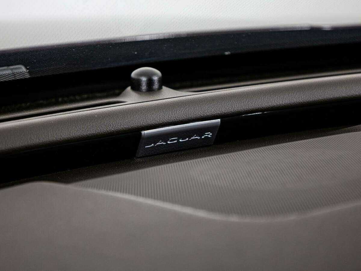 Jaguar XF, 2016 Фото №23