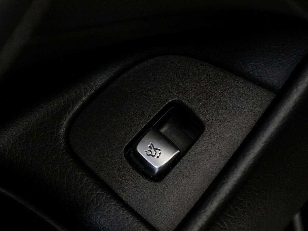 Mercedes-Benz E-Класс 200, 2019 Фото №23