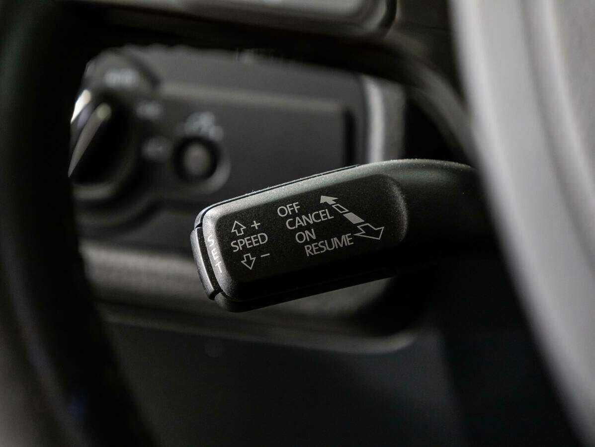 Volkswagen Touareg, 2017 Фото №20