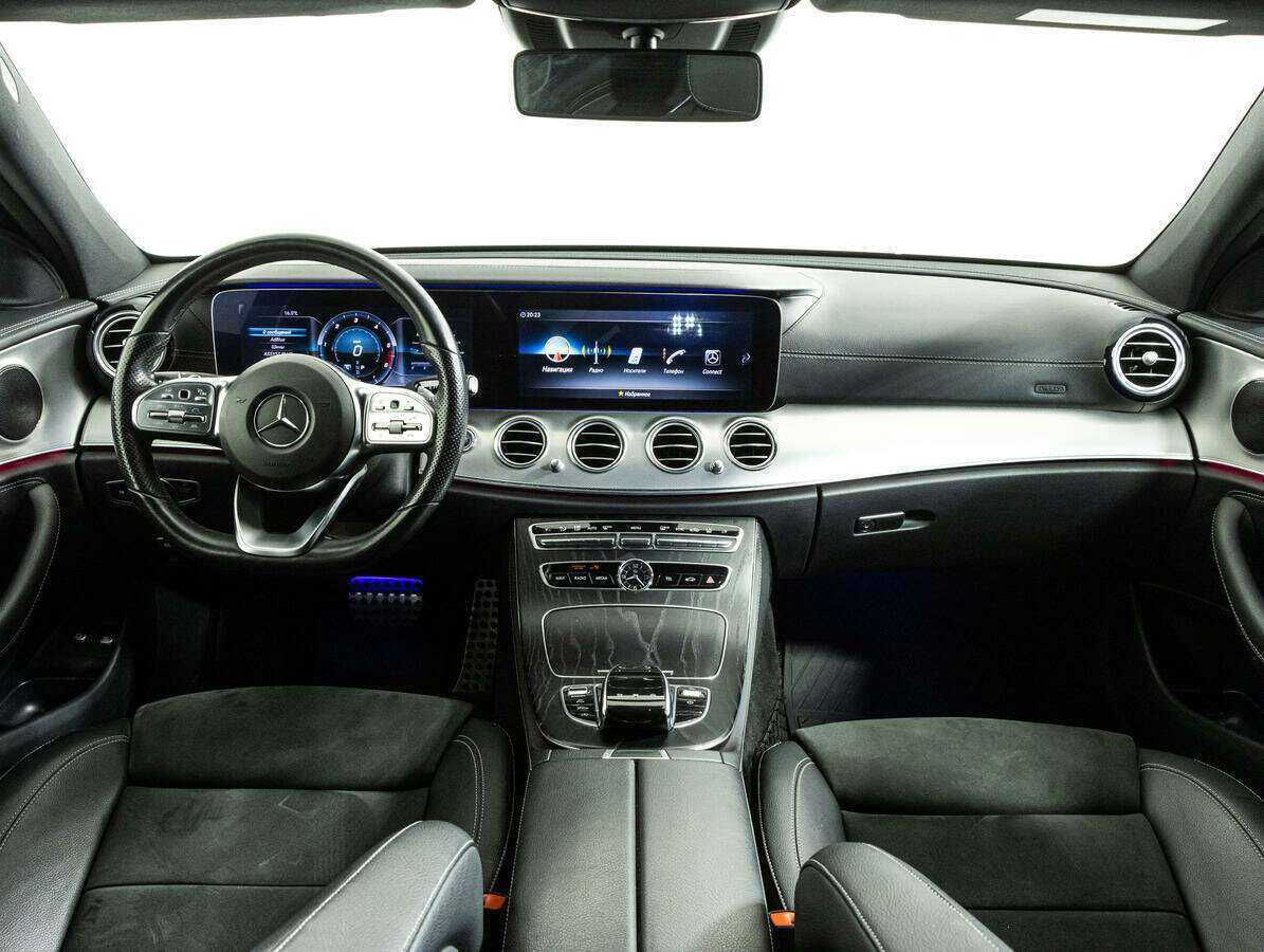 Mercedes-Benz E-Класс 300 d, 2019 Фото №11