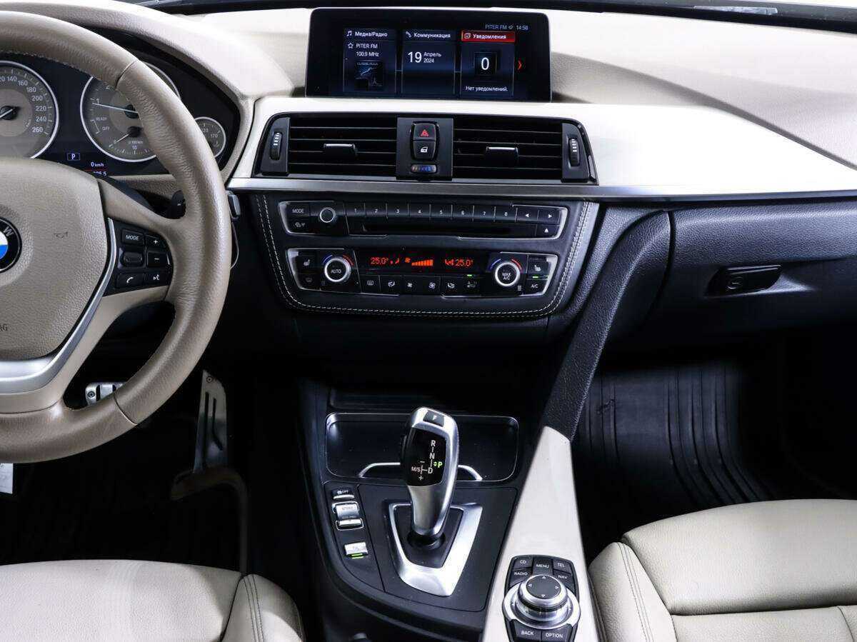 BMW 3 серии 328i, 2012 Фото №14