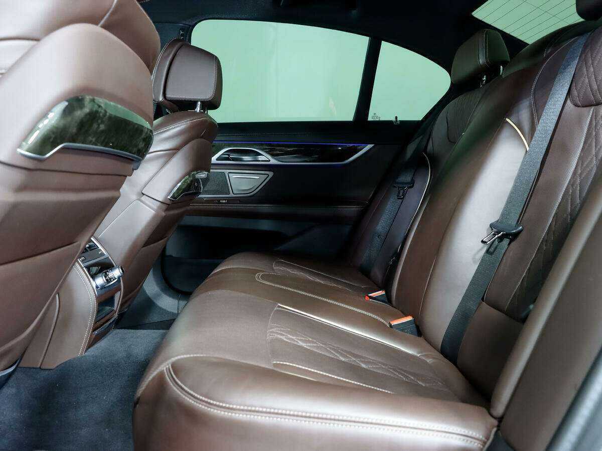 BMW 7 серии 730d xDrive, 2020 Фото №9