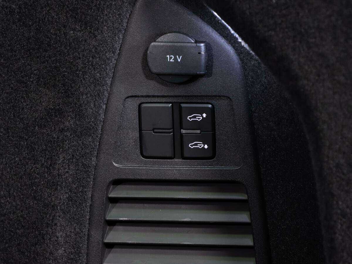 Volkswagen Touareg, 2021 Фото №21