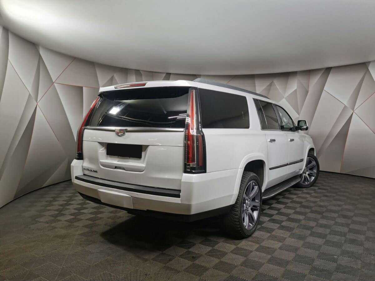 Cadillac Escalade ESV, 2016 - 68 776 км. | Фото №2
