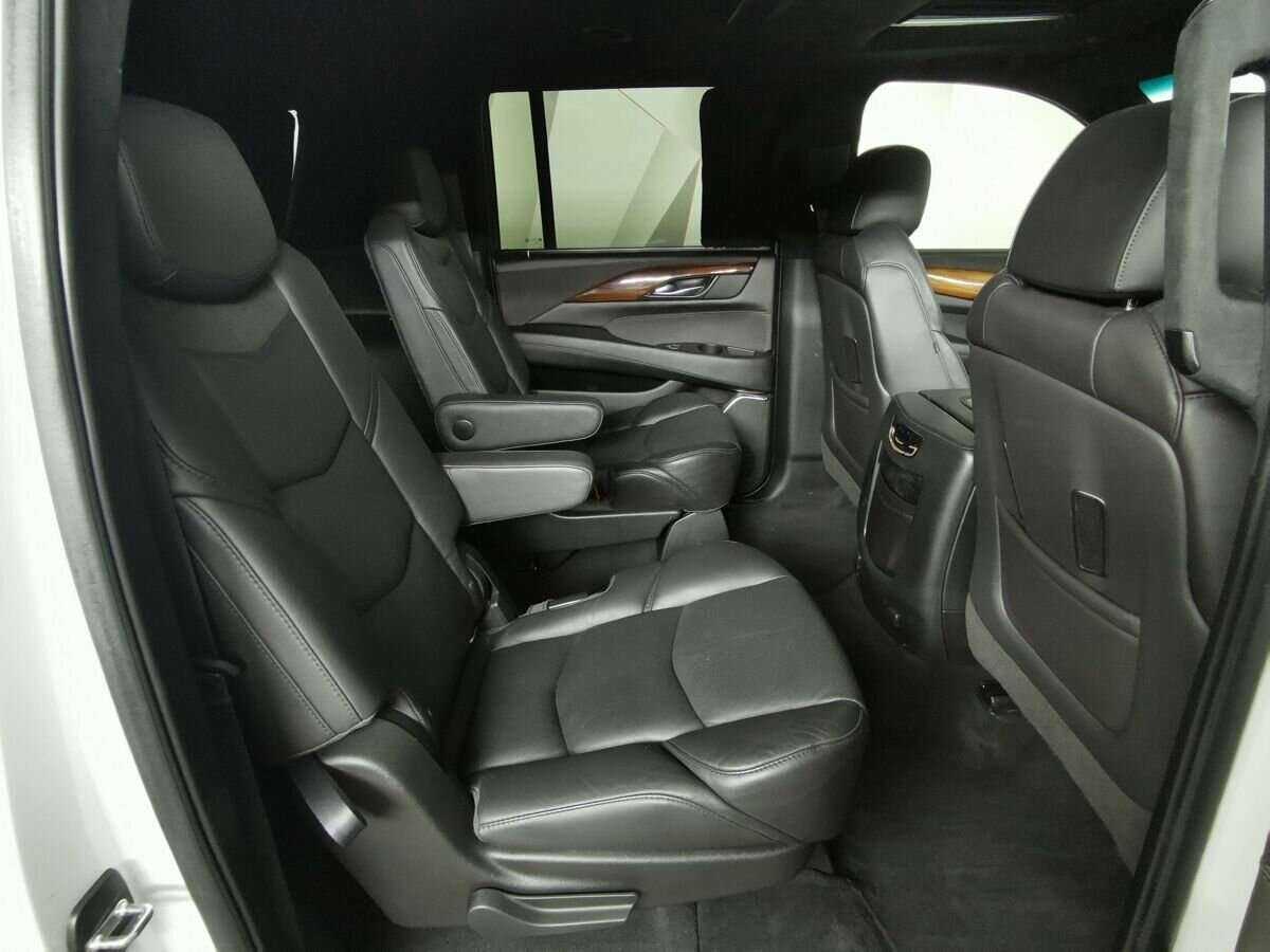 Cadillac Escalade ESV, 2016 Фото №10