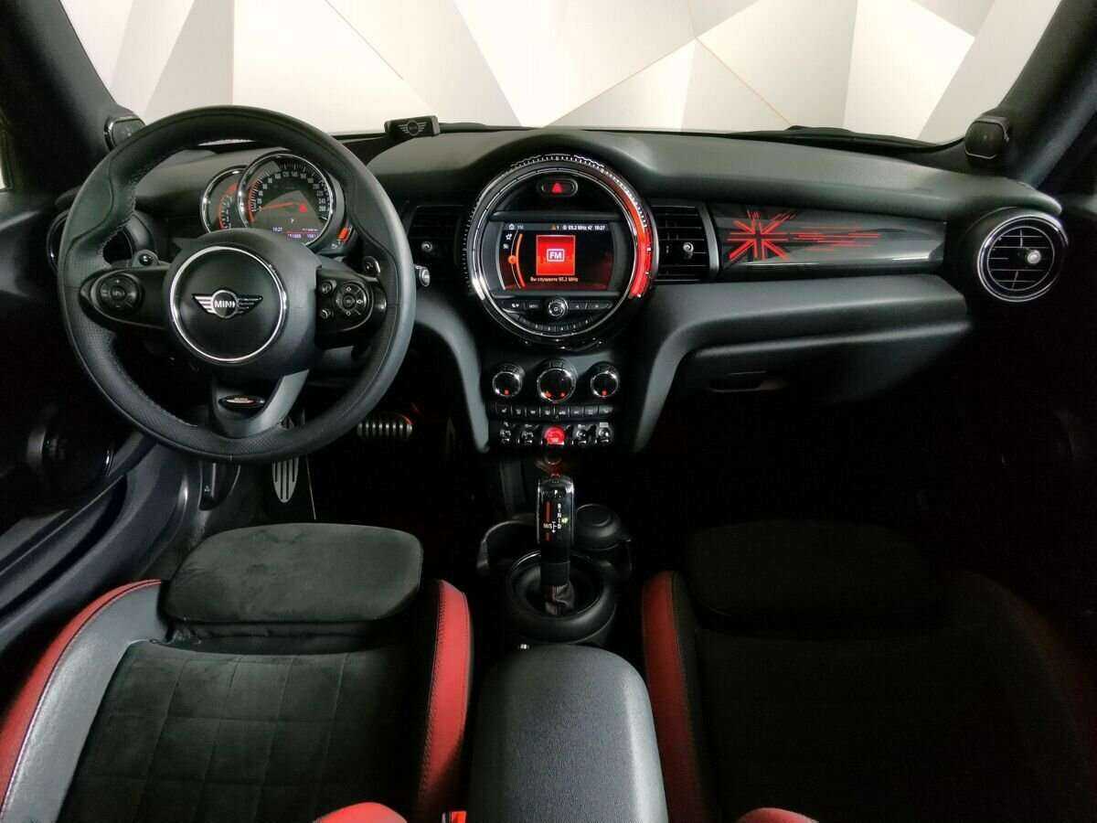 Mini Hatch JCW John Cooper Works, 2018 Фото №10