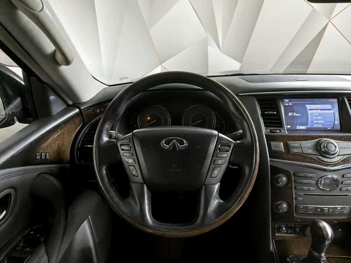 Infiniti QX56, 2010 Фото №15