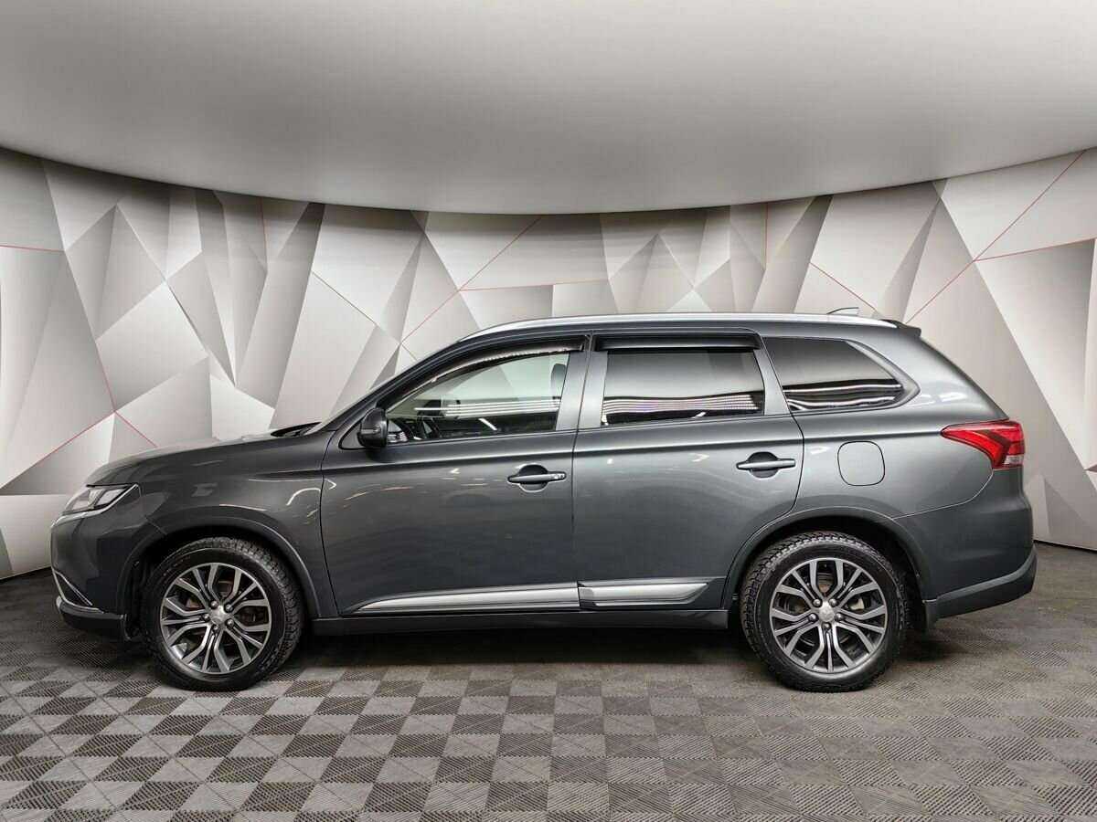 Mitsubishi Outlander, 2017 - 147 097 км. | Фото №5
