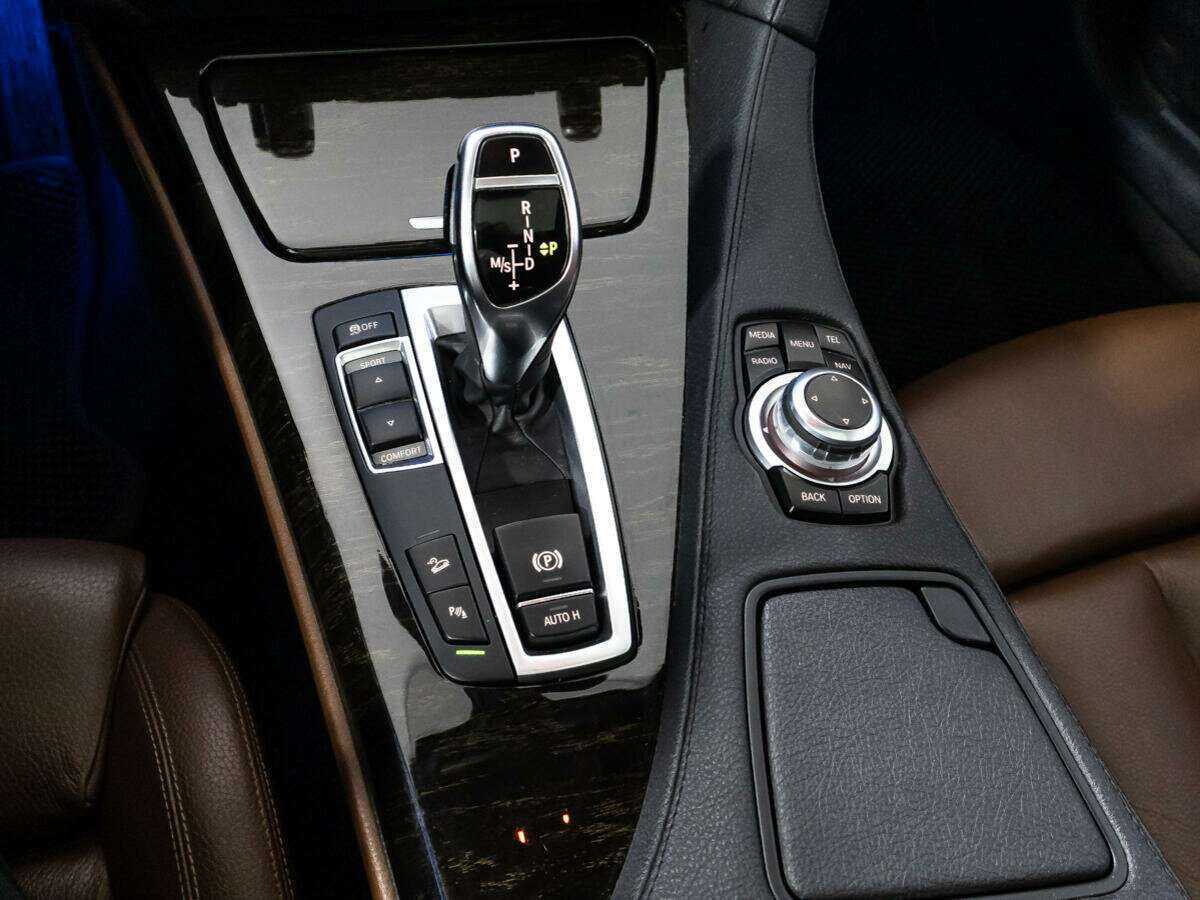 BMW 6 серии 640d xDrive, 2013 Фото №17
