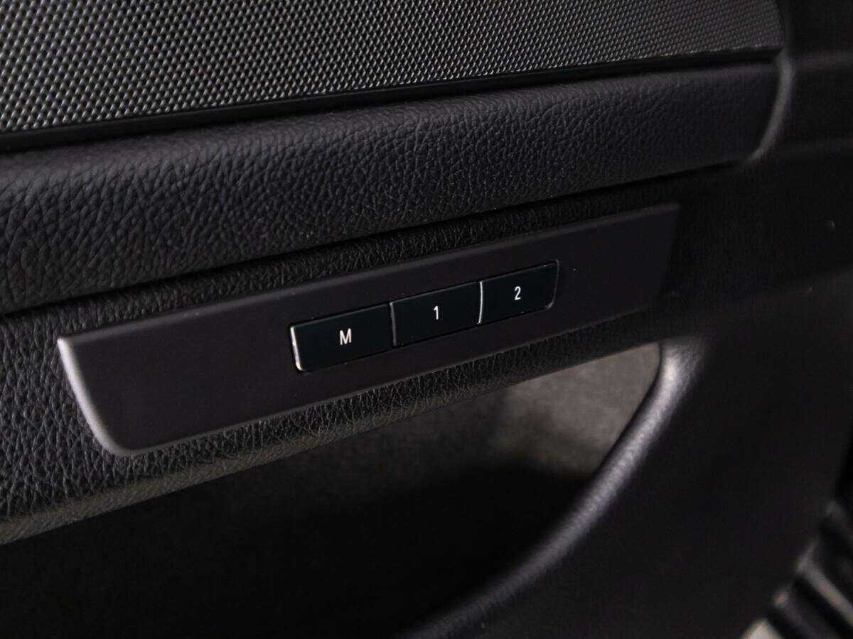 BMW 5 серии 530d xDrive, 2014 Фото №16