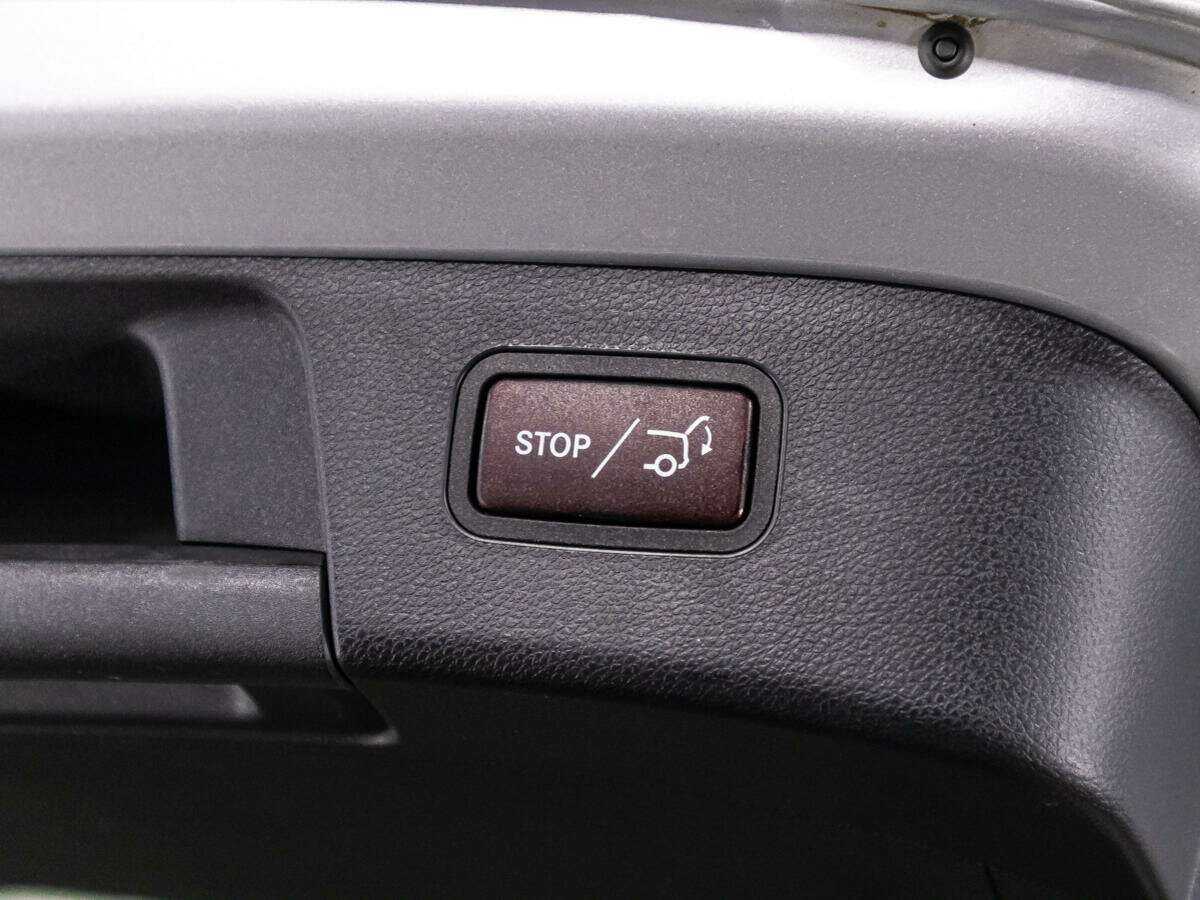 Mercedes-Benz GLA 200, 2019 Фото №16