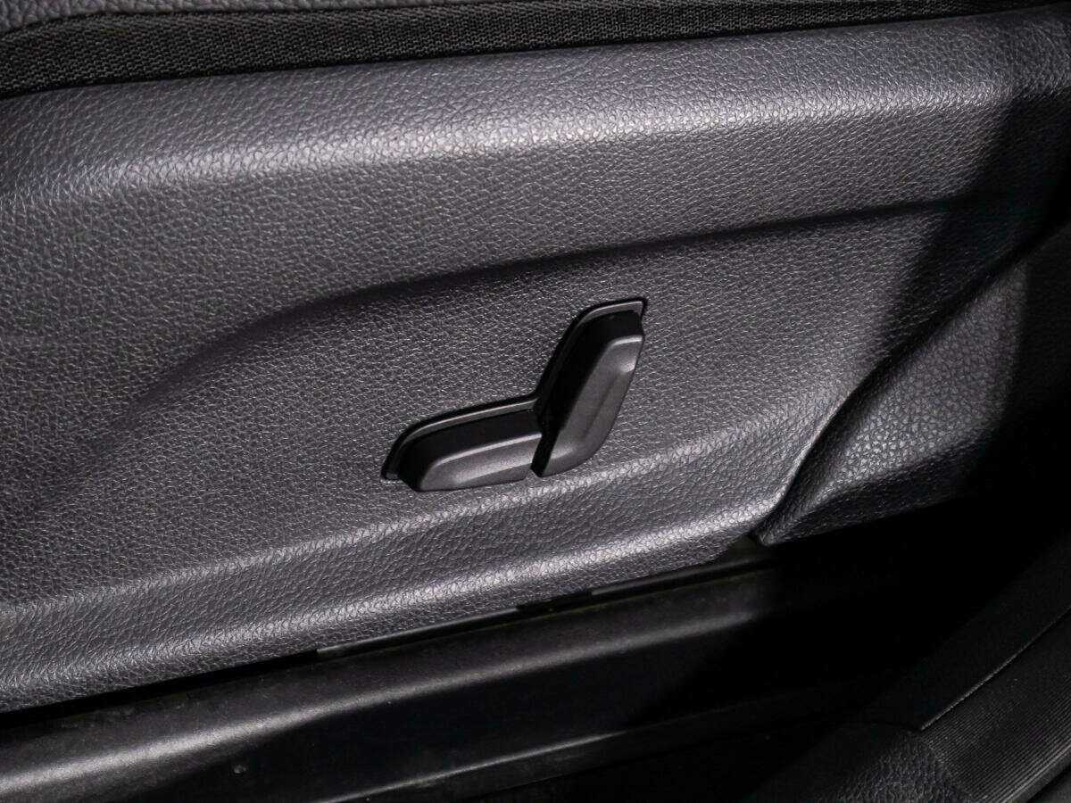 Mercedes-Benz GLC 250, 2016 Фото №18