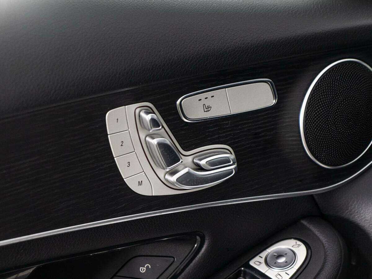 Mercedes-Benz GLC 300 d, 2021 Фото №16