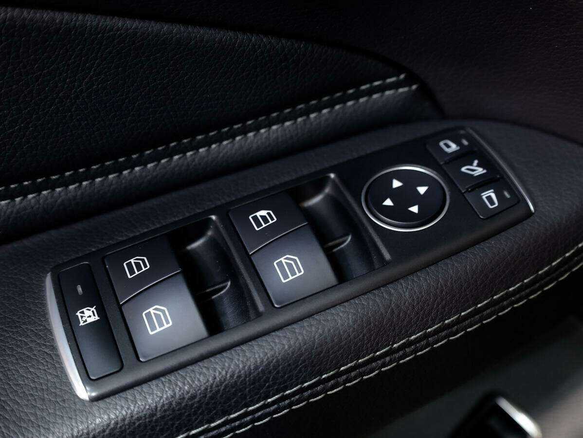 Mercedes-Benz GLS 400, 2016 Фото №26