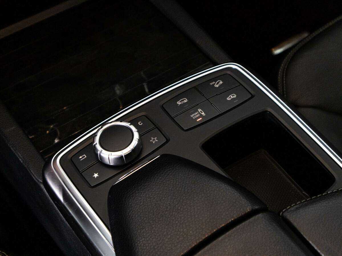 Mercedes-Benz GL-Класс 350 CDI BlueTEC, 2015 Фото №18