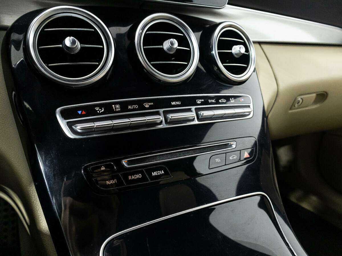 Mercedes-Benz C-Класс 180, 2017 Фото №17