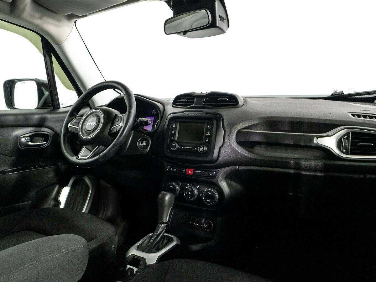 Jeep Renegade, 2017 Фото №9