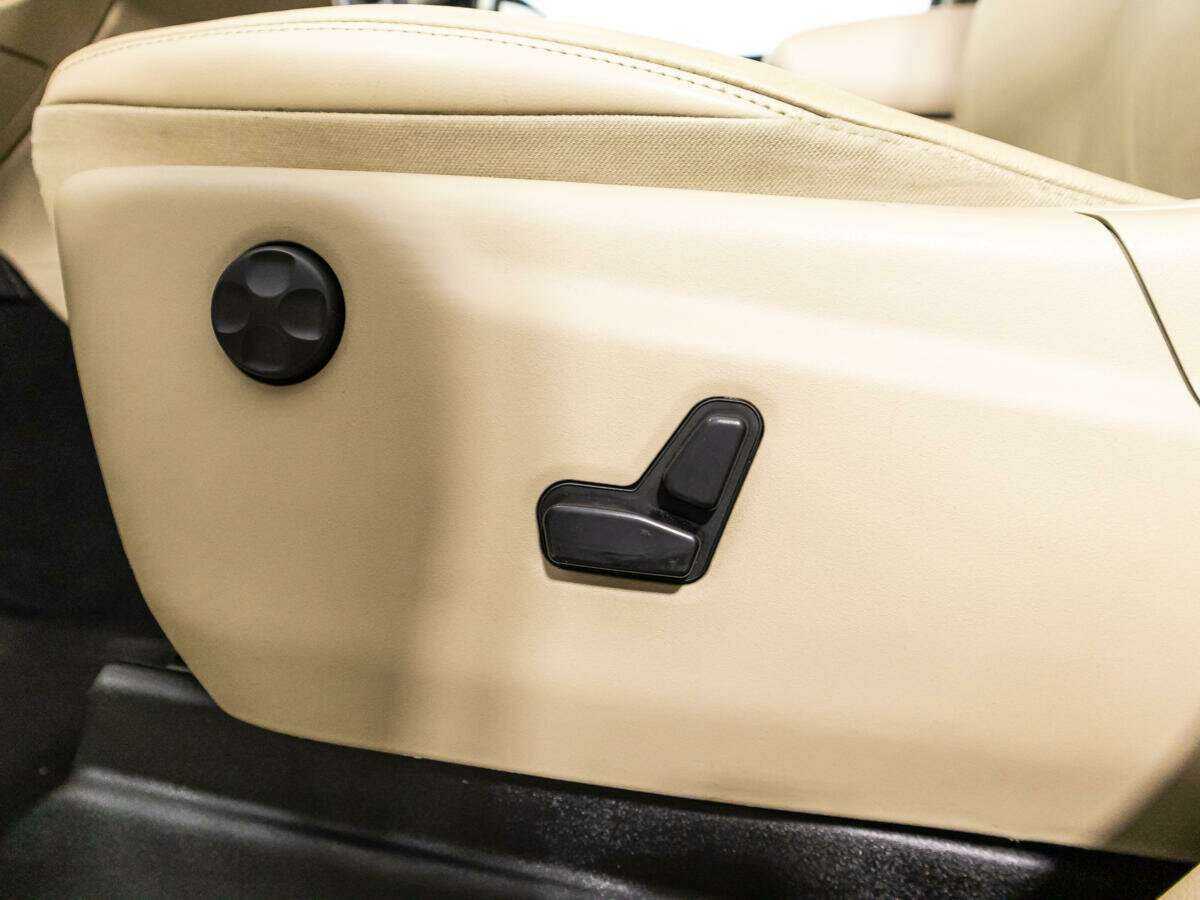 Jeep Grand Cherokee, 2011 Фото №14