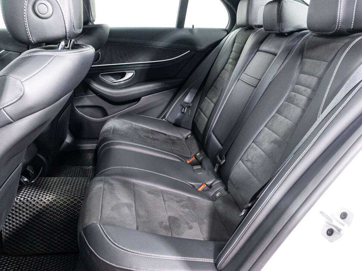 Mercedes-Benz E-Класс 200, 2021 Фото №10