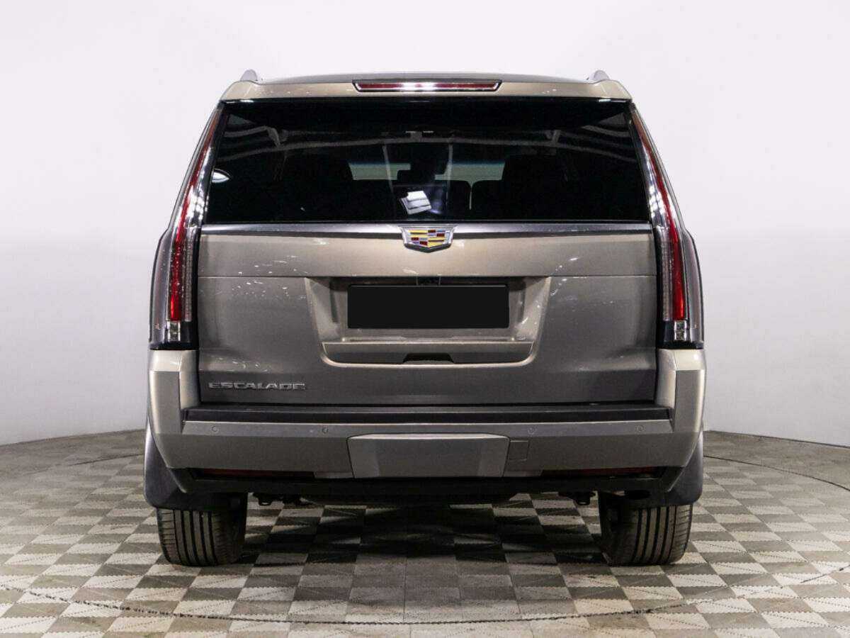 Cadillac Escalade, 2018 - 137 000 км. | Фото №6