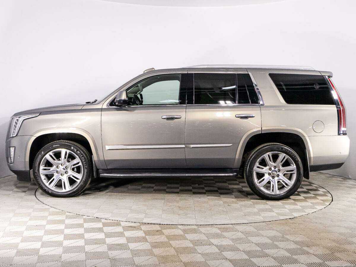 Cadillac Escalade, 2018 - 137 000 км. | Фото №8