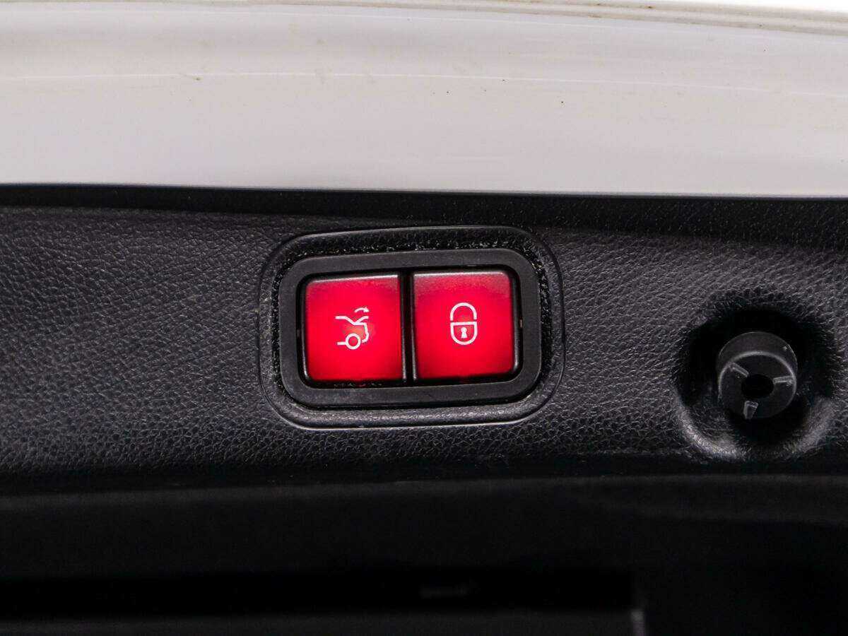 Mercedes-Benz E-Класс 200, 2021 Фото №14