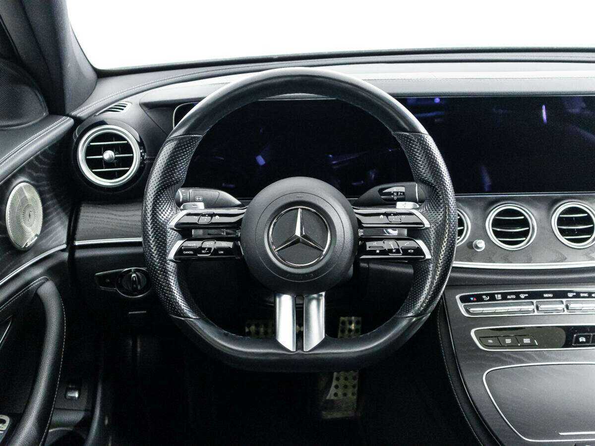 Mercedes-Benz E-Класс 200, 2021 Фото №21