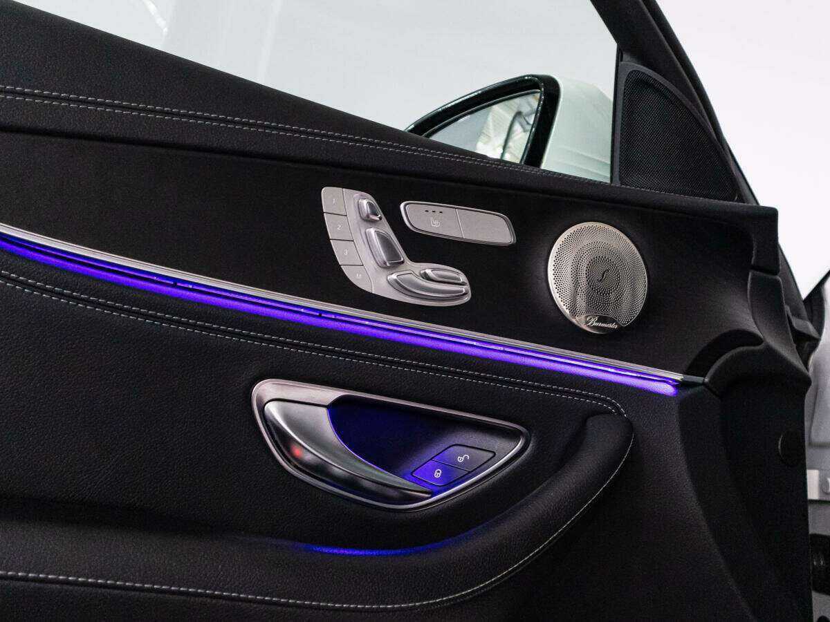 Mercedes-Benz E-Класс 200, 2021 Фото №25