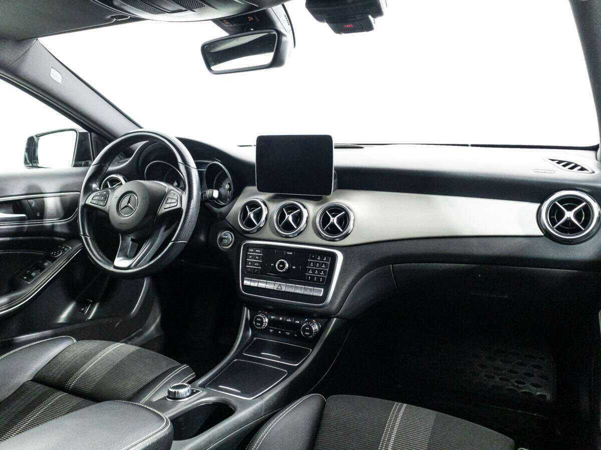 Mercedes-Benz GLA 250, 2018 Фото №9