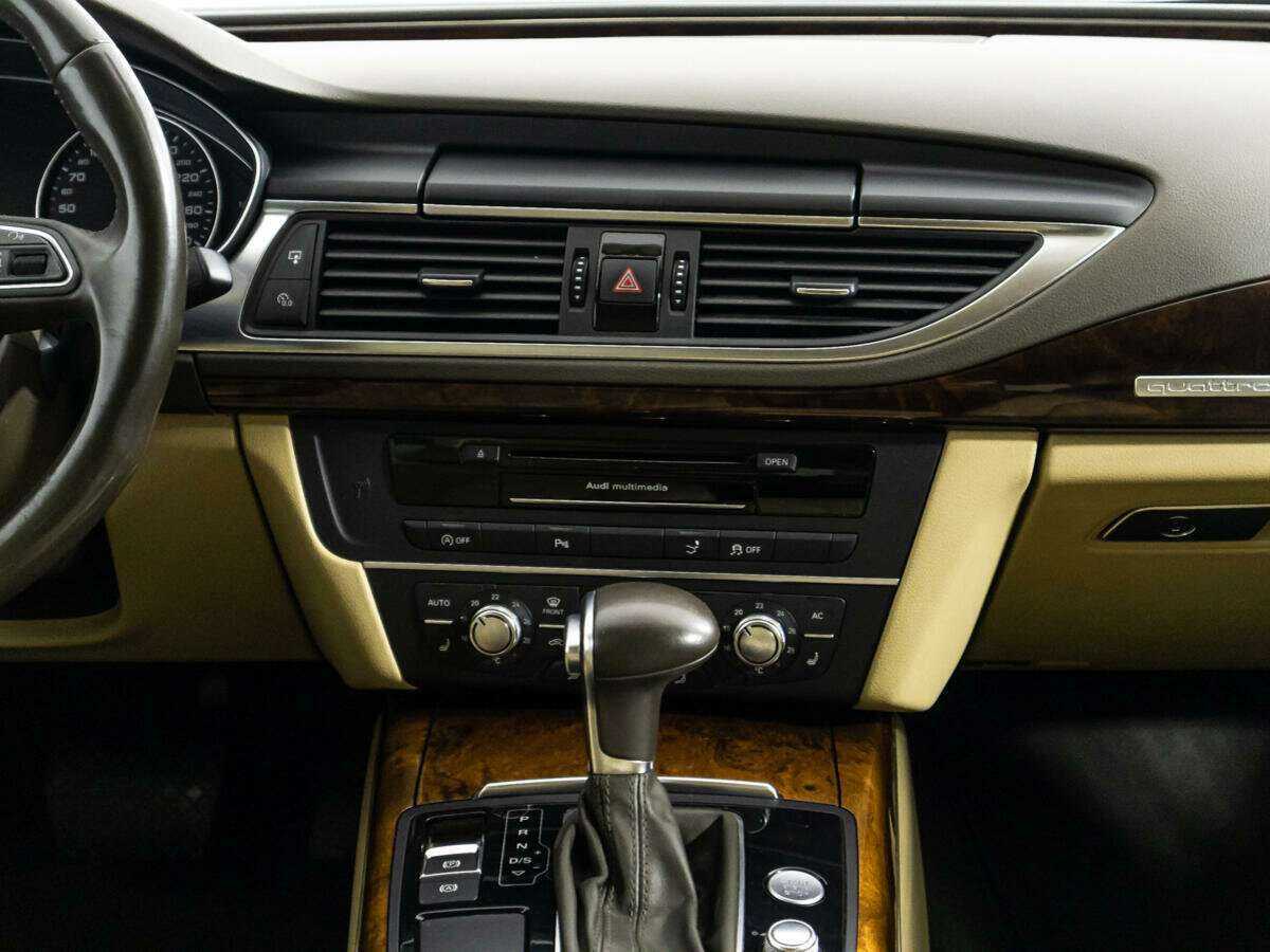 Audi A7, 2011 Фото №14